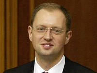 Смелый и решительный Яценюк решил вызвать Януковича «на ковер» в парламент